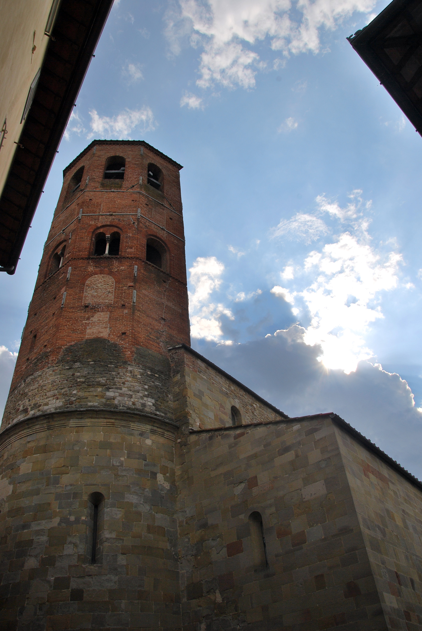 Pieve-di-San-Lorenzo---campanile-lombardo---mm