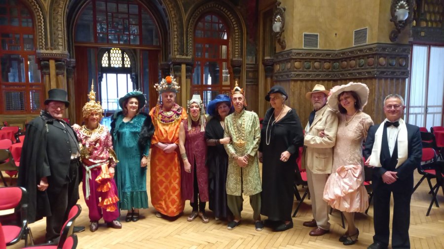 Il Teatro Idea, con il sindaco Romagnoli e la vicesindaco Notaro