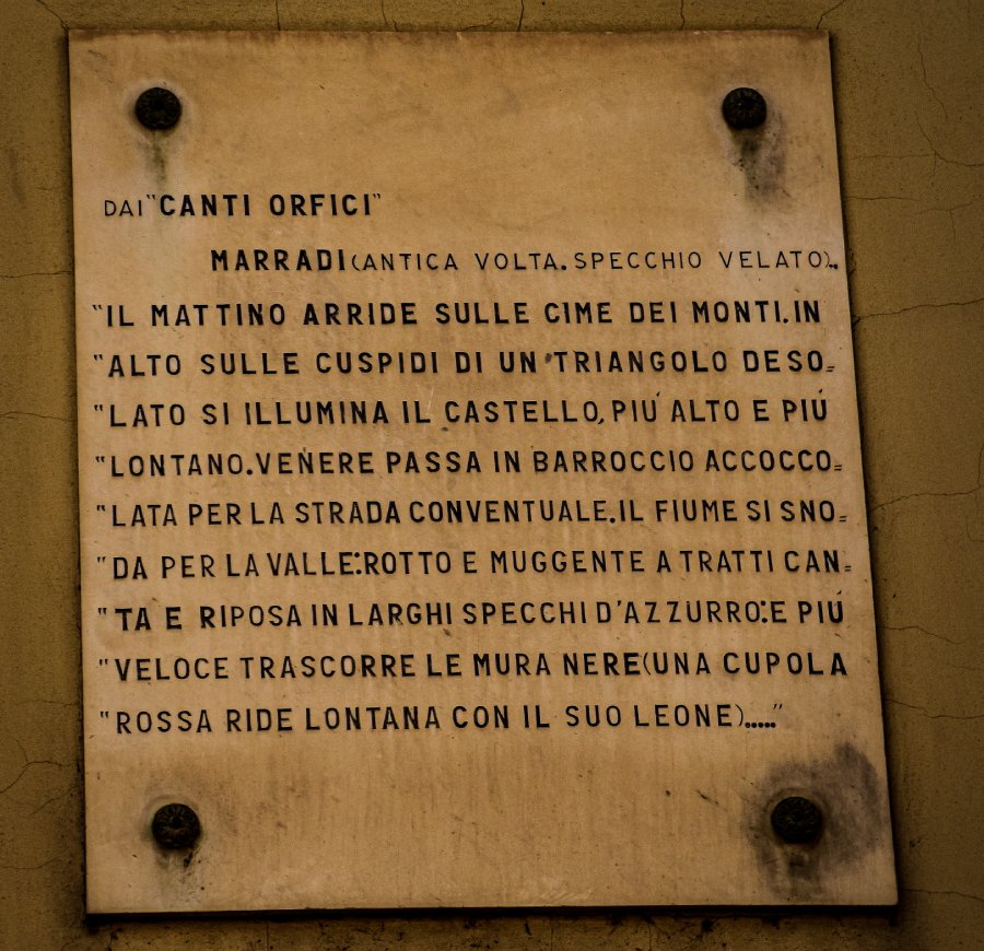 Un'altra targa sui Canti Orfici